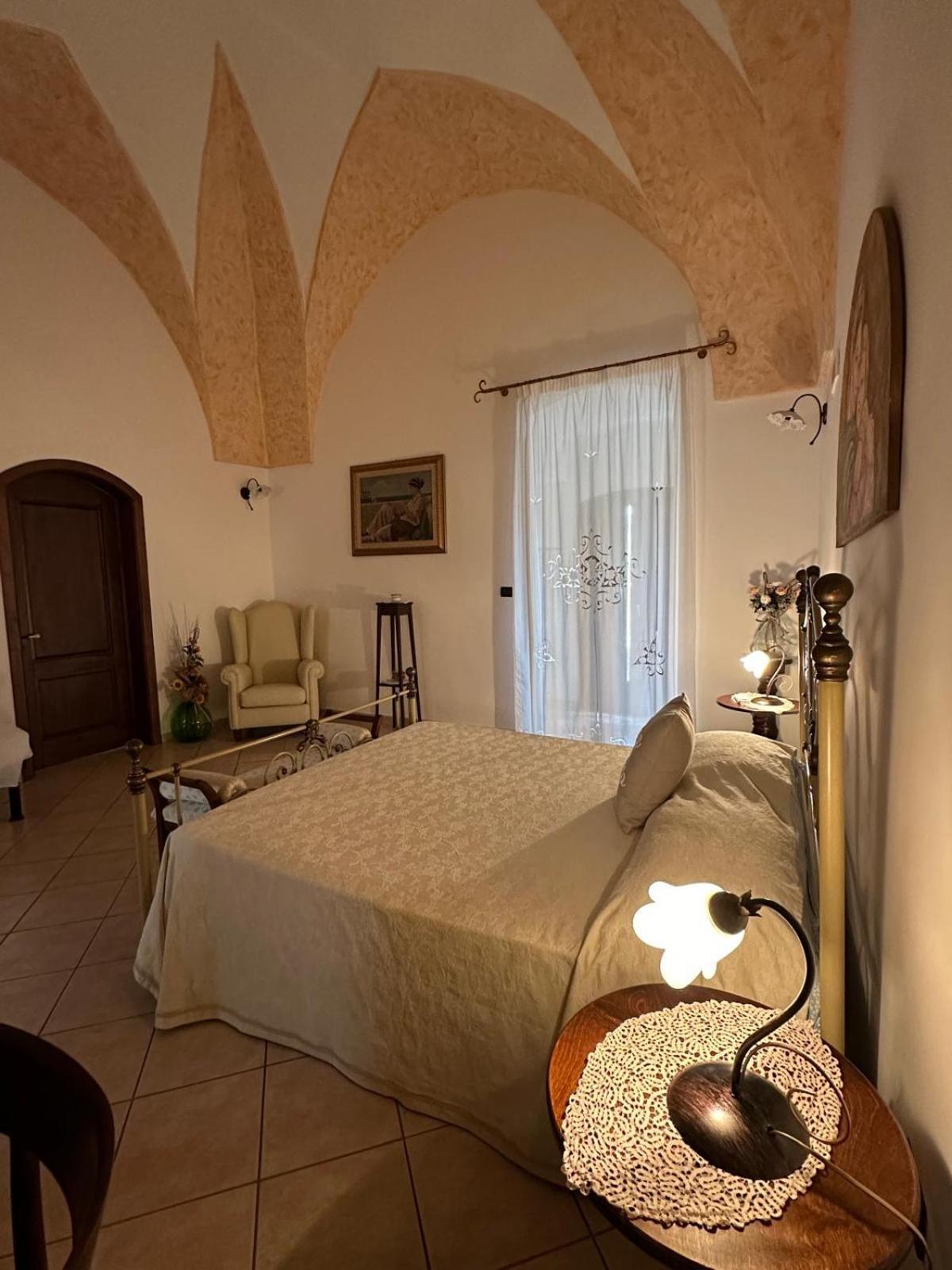 Donna Concetta Casa Vacanze Felline Eksteriør bilde